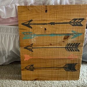 Hobby Lobby Arrows Wall Decor Wood Sign Dorm Decor Pink and blue! Few scratches